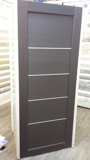 Деревянные и металлические двери купить у нас в магазине Купить двери